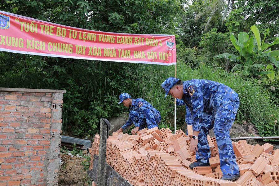 BTL Vùng BTL Vùng Cảnh sát biển 4 phối hợp với phường An Thới chung tay “xóa nhà tạm, nhà dột nát”