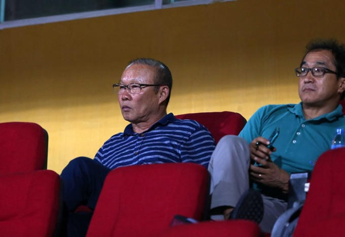 HLV Park Hang-seo hy vọng sẽ tìm ra được những Công Phượng, Văn Toàn mới (Ảnh: Vũ Vy)