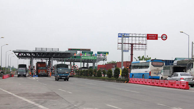 Ngày 4.1, trạm BOT trên quốc lộ 10 bắt đầu thu phí.