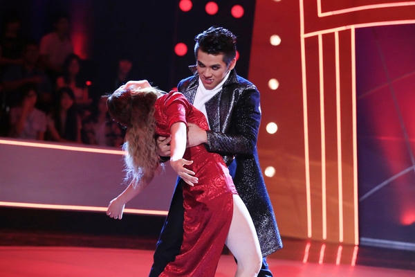 Tiết mục của Ngọc Sơn và Phạm Lịch khiến Đàm Vĩnh Hưng rất ấn tượng