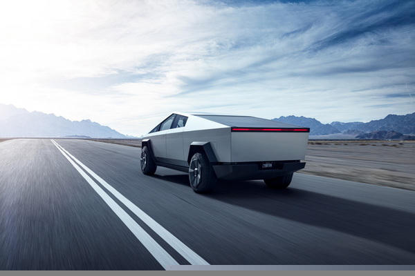 Mẫu bán tải điện Cybertruck của Telsa. (Ảnh: Carscoops)