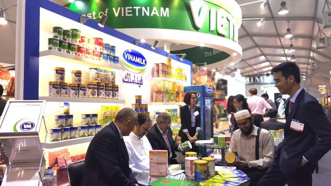 Đầu năm 2016, Vinamilk đã ký hợp đồng xuất khẩu các sản phẩm sữa bột cho trẻ em trị giá 12,5 triệu USD sang thị trường Trung Đông ngay trong ngày đầu tiên Hội chợ Gulfood 2016.