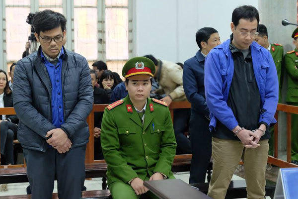 Các bị cáo tại tòa.