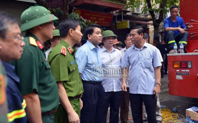 Chủ tịch UBND TP Hà Nội Nguyễn Đức Chung tại hiện trường (Ảnh: Vietnamnet.vn)
