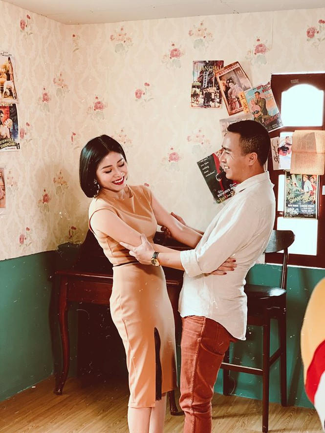 MC Hoàng Linh tung ảnh 'tình bể bình' với ông xã gây 'sốt' - ảnh 10