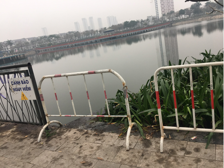 Công viên Thiên văn học được xây dựng bao gồm nhiều chủ đề kết hợp với cây xanh, hồ nước, trong đó, tâm điểm là hồ Bách Hợp Thủy rộng 6ha hiện vẫn còn một số điểm đang trong quá trình tu sửa.