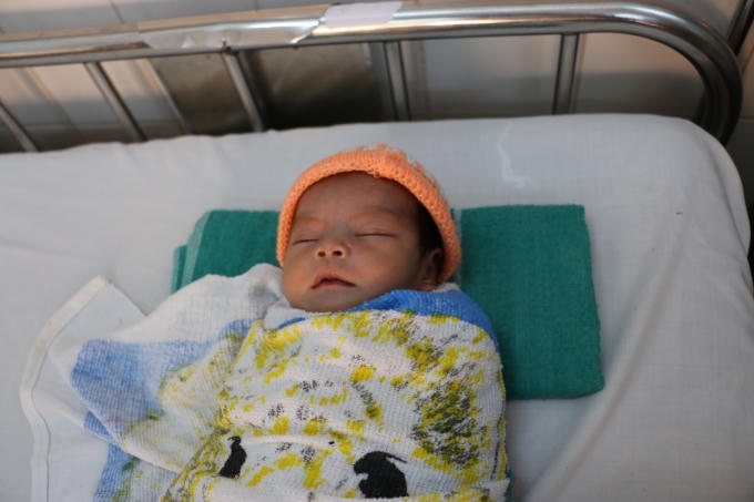 Cháu bé 3 ngày tuổi đã thoát chết thần kỳ.