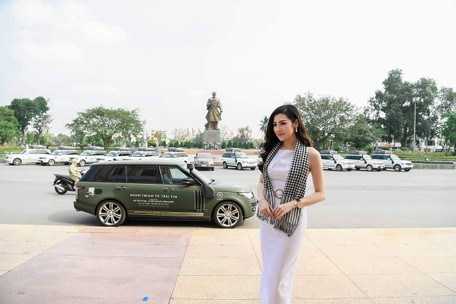Nàng Á hậu sau sinh sở hữu vóc dáng hoàn hảo.
