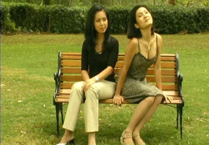 Lộ ảnh nhan sắc 'bốc lửa' của nghệ sĩ Hồng Đào thời trẻ - ảnh 3