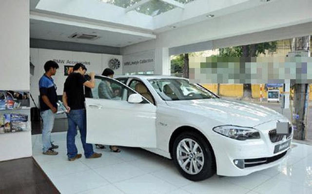 Với điều chỉnh giá tính phí trước bạ, một số loại xe mua sớm hoặc muộn người tiêu dùng sẽ được lợi.