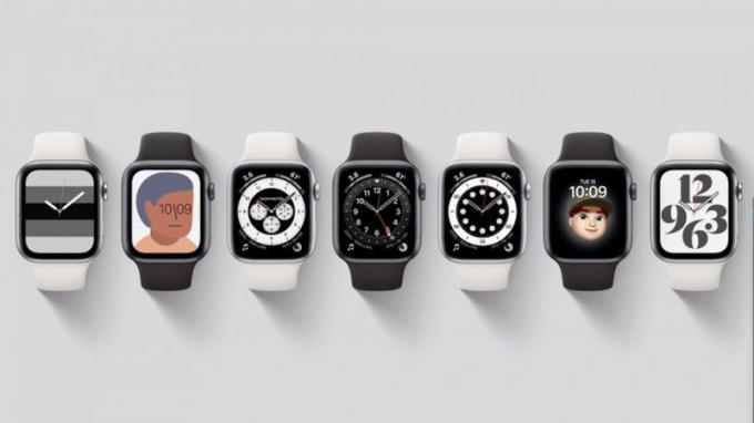 Đối với Apple, một trong những lợi thế của nó là được trang bị nhiều cảm biến cổ tay hơn các đối thủ. Hệ thống S6 cung cấp năng lượng cho Apple Watch và được trang bị bộ xử lý lõi kép dựa trên A13 Bionic. Đồng hồ cũng có thể hiển thị độ cao trong thời gian thực.