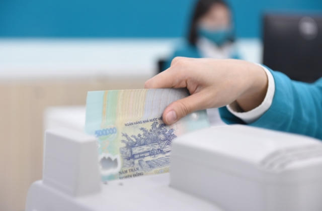 Người lao động bị thất nghiệp được hỗ trợ bao nhiêu tiền vì đại dịch Covid-19