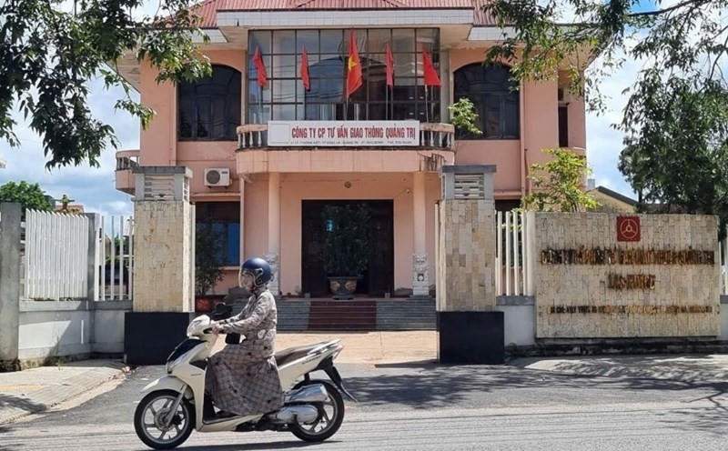 Nhà thầu là Công ty Cổ phần Tư vấn giao thông Quảng Trị bị phát hiện gian lận khi dự thầu.