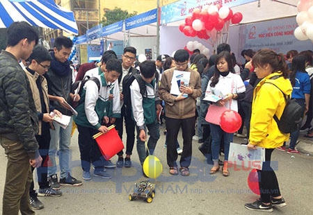 Để chọn trường phù hợp với năng lực, trình độ của mình, các thí sinh nên chọn một danh sách trường có ngành đào tạo mà mình muốn học.