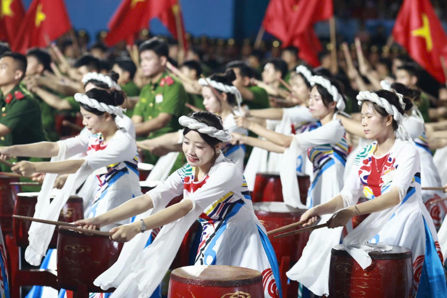 Sau đợt sơ duyệt này, dự kiến sáng 27/4 sẽ diễn ra buổi tổng duyệt cấp Nhà nước.