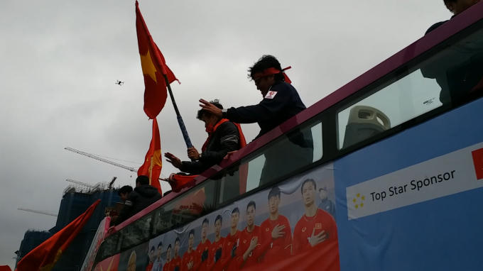 H&agrave;nh tr&igrave;nh 5 tiếng đồng hồ vượt