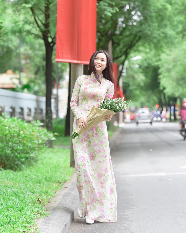 &Aacute; kh&ocirc;i Đại học Nội vụ xinh đẹp mang hương sắc thu v&agrave;o S&agrave;i th&agrave;nh