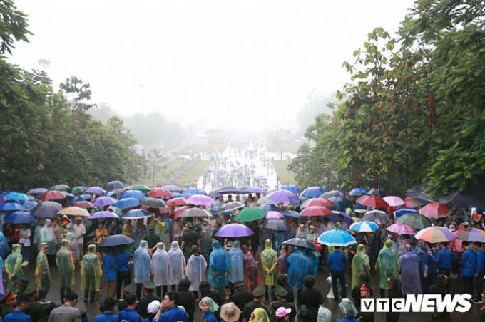 Phú Thọ và các tỉnh miền Bắc đón mưa dông trong ngày Giỗ Tổ Hùng Vương.