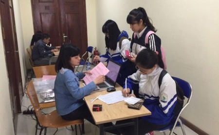 Năm nay, chỉ có hơn 4.000 thí sinh đăng ký dự thi đại học môn Sử và hơn 6.000 đối với môn Sinh học. Ảnh minh họa.