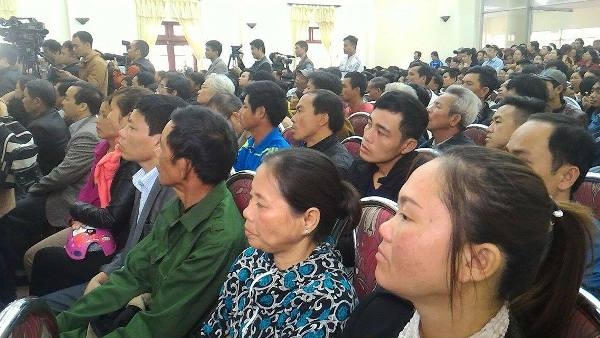 B&iacute; thư tỉnh Thanh H&oacute;a nhận tr&aacute;ch nhiệm với ngư d&acirc;n Sầm Sơn