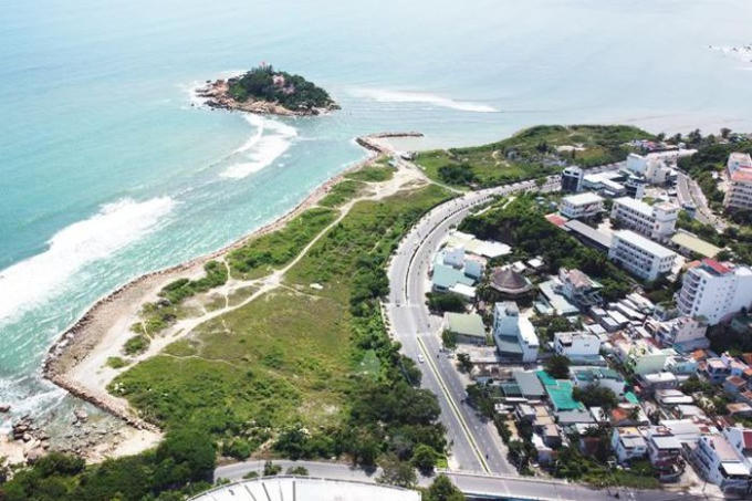 56d303b253f0baaee3e1