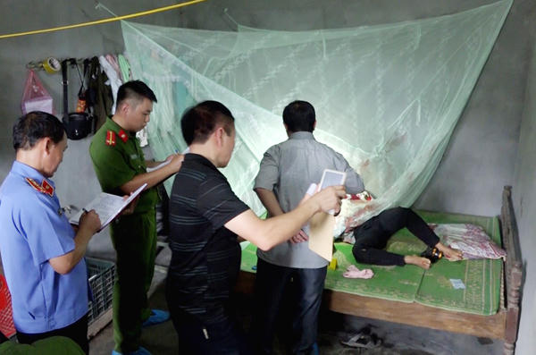 Hiện trường vụ án mạng.