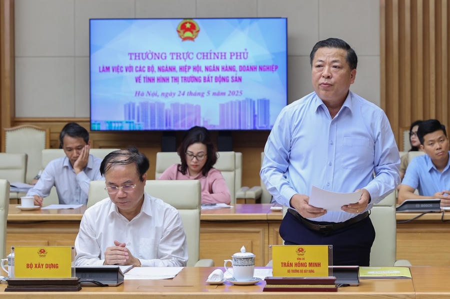 Bộ trưởng Bộ Xây dựng Trần Hồng Minh phát biểu - Ảnh: VGP