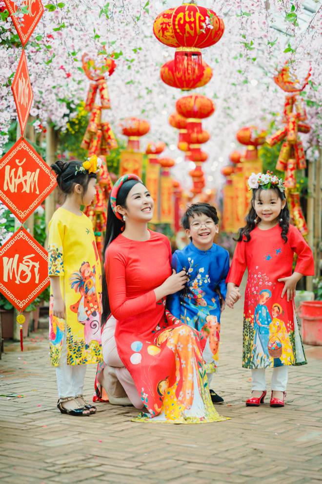 Ngọc H&acirc;n kh&ocirc;ng sốt ruột lấy chồng d&ugrave; bị họ h&agrave;ng th&uacute;c giục