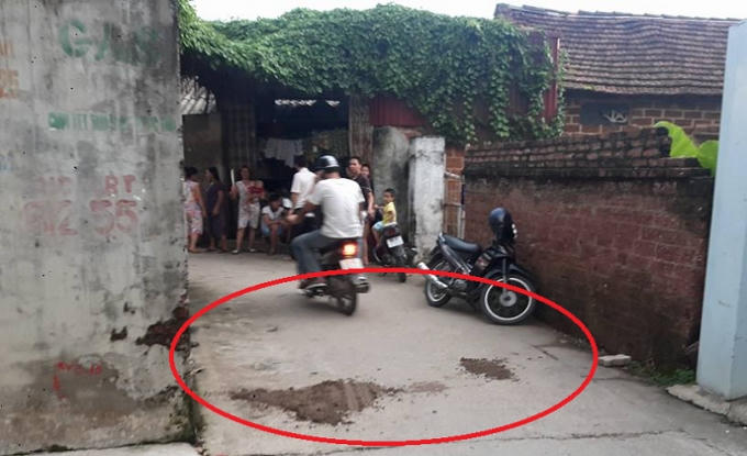 Hiện trường nơi chị Dậu vị chồng đâm trọng thương.