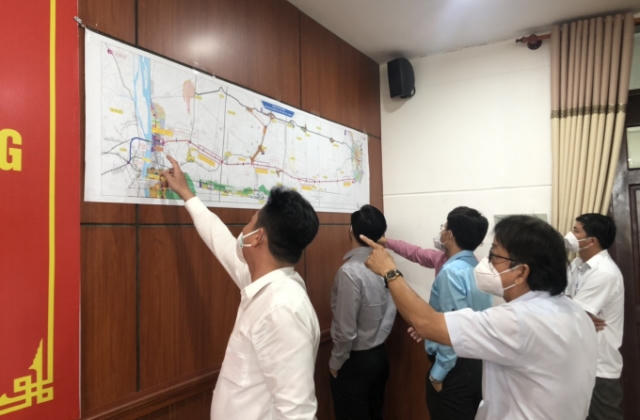 Bộ GTVT bàn giao hồ sơ thiết kế “Dự án xây dựng công trình đường bộ cao tốc Bắc – Nam”