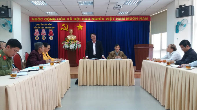 Quang cảnh buổi công bố kết quả chấm thẩm định điểm thi kỳ thi THPT quốc gia tại Lâm Đồng.