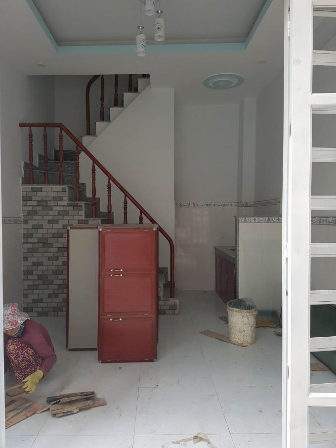 Các căn nhà phố có diện tích siêu “tí hon” khoảng 20m2 được rao bán với giá từ 1 tỷ đến 1,8 tỷ đồng.