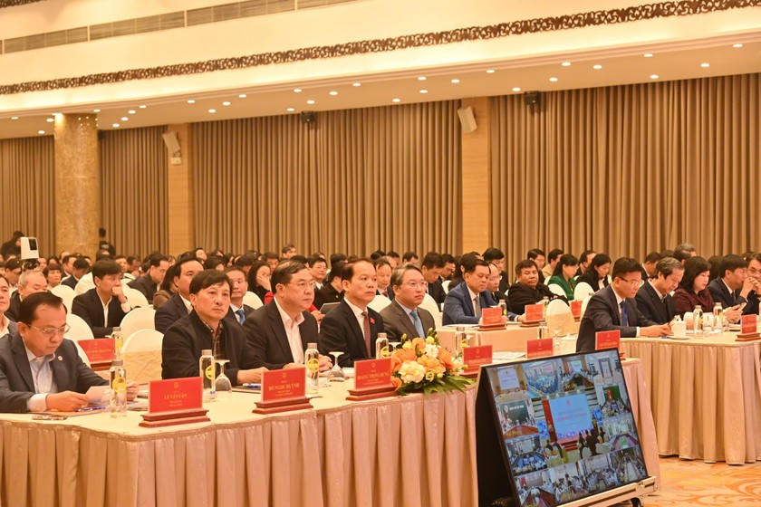 Các đại biểu tham dự hội nghị.