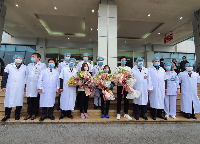 BV Bệnh Nhiệt đới T.Ư nơi điều trị cho 3 bệnh nhân dương tính virus corona - Ảnh: Thái Hà