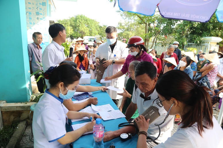 Không để gián đoạn đối với công tác cấp cứu, điều trị người bệnh do ảnh hưởng của thiên tai. (Ảnh minh họa)