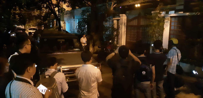 Ngoài ra, khi đang giữ chức vụ Phó trưởng Phòng Quản lý đầu tư, Phó trưởng Phòng Quản lý đô thị, Phó Chánh Văn phòng UBND TP ông Bằng đã tham mưu lãnh đạo UBND thành phố ban hành các văn bản không đúng với quy định của pháp luật về đất đai. Các vi phạm của ông Bằng được kết luận là nghiêm trọng, ảnh hưởng xấu đến uy tín của tổ chức đảng và cá nhân các đồng chí.