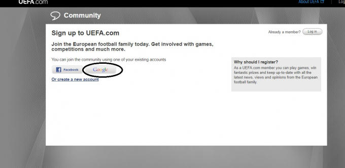 Sau đó dùng email (dùng gmail) để đăng kí.