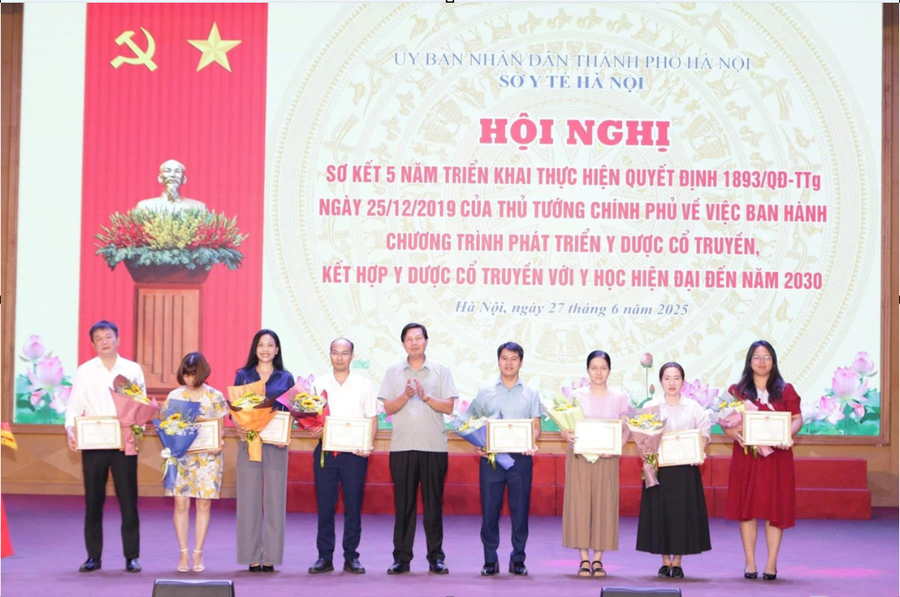 Từ 1/7: Hệ thống YHCT Hà Nội chuyển mình cùng chính quyền đô thị
