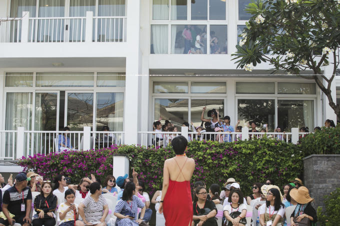Xuân Lan tổ chức show diễn cho trẻ em tại Top 1 khu nghỉ dưỡng biển sang trọng nhất thế giới tại Đà Nẵng