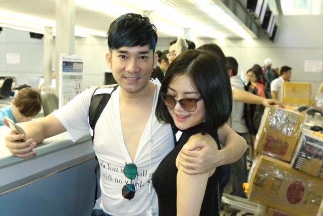 Sau khi phát hành MV " Dòng thư cuối " của chàng "ngỡ" Quang Hà và nàng ngốc Hương Tràm. Bài hát nay đang đứng vào Top 10 của bảng xếp hạng âm nhạc Việt.