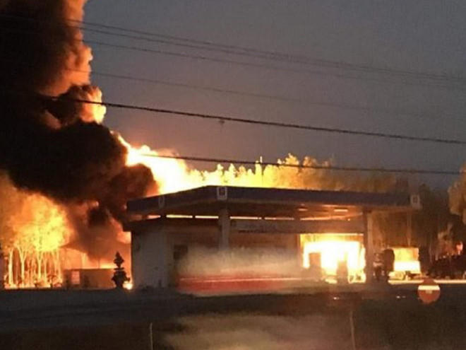 Đám cháy dữ dội tại cây xăng Tiến Ngọc Chương.