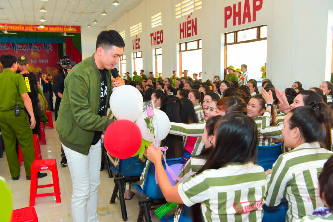 Bận thế nào, Đàm Vĩnh Hưng cũng nhất định phải diễn một show đặc biệt trong năm