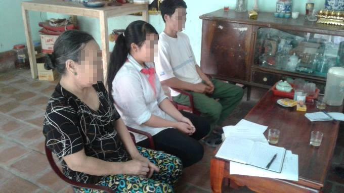 Cháu Ngọc A. và gia đình bà Nhâm.