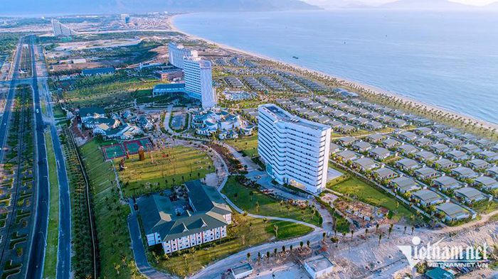 Nhà đất lo siết tín dụng giảm nguồn cung.