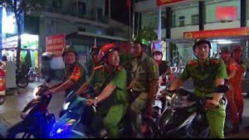 Lực lượng CA phưởng Trấn Biên ra quân đảm bảo an ninh trật tự trên địa bàn.