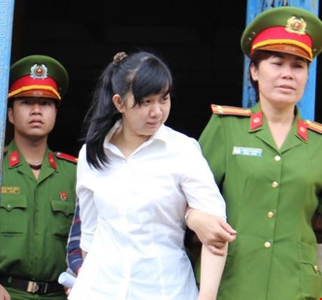Bị cáo Hà Thị Minh Thơ.