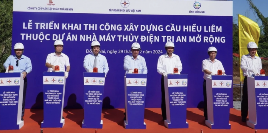 Khởi công cầu Hiếu Liêm.