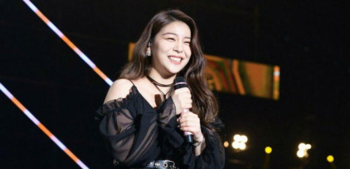Ca sĩ Ailee.