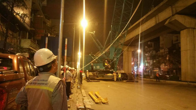 Cận cảnh khớp nối t&agrave;u đường sắt C&aacute;t Linh - H&agrave; Đ&ocirc;ng