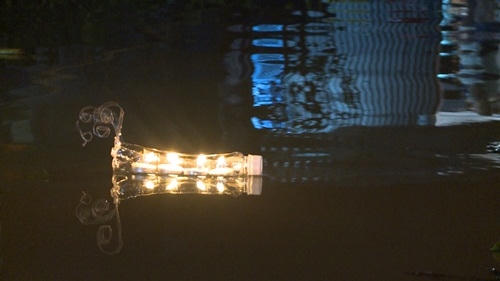 bo-oi-minh-di-dau-the-tap37 (22)Con thuyền sẽ đưa ước mơ của các bạn nhỏ đến với bác Leng Keng